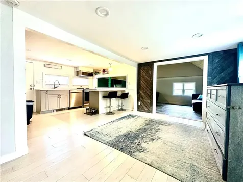 92 Cove Street Portsmouth RI 02871