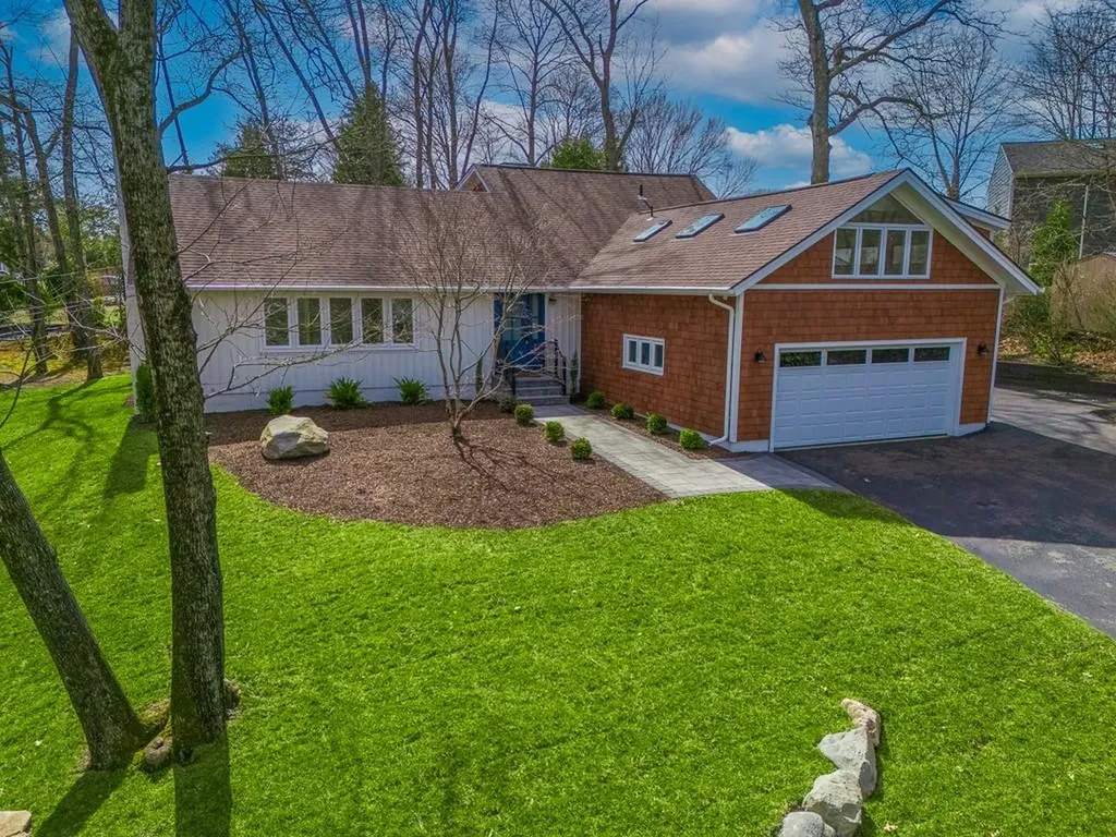 5 Karen Drive Barrington RI 02806