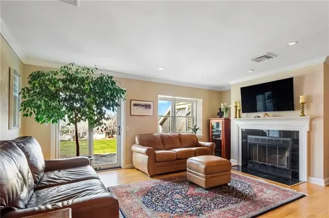 116 Rolling Hill Road Portsmouth RI 02871