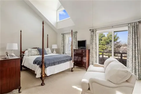 116 Rolling Hill Road Portsmouth RI 02871