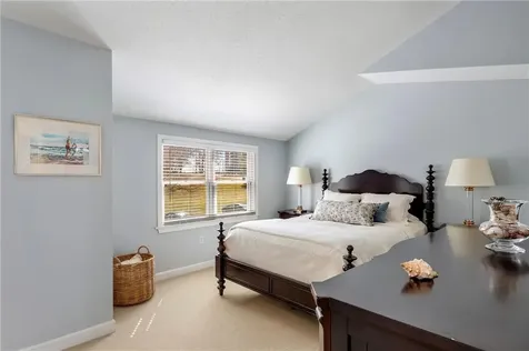 116 Rolling Hill Road Portsmouth RI 02871