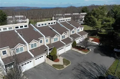 116 Rolling Hill Road Portsmouth RI 02871