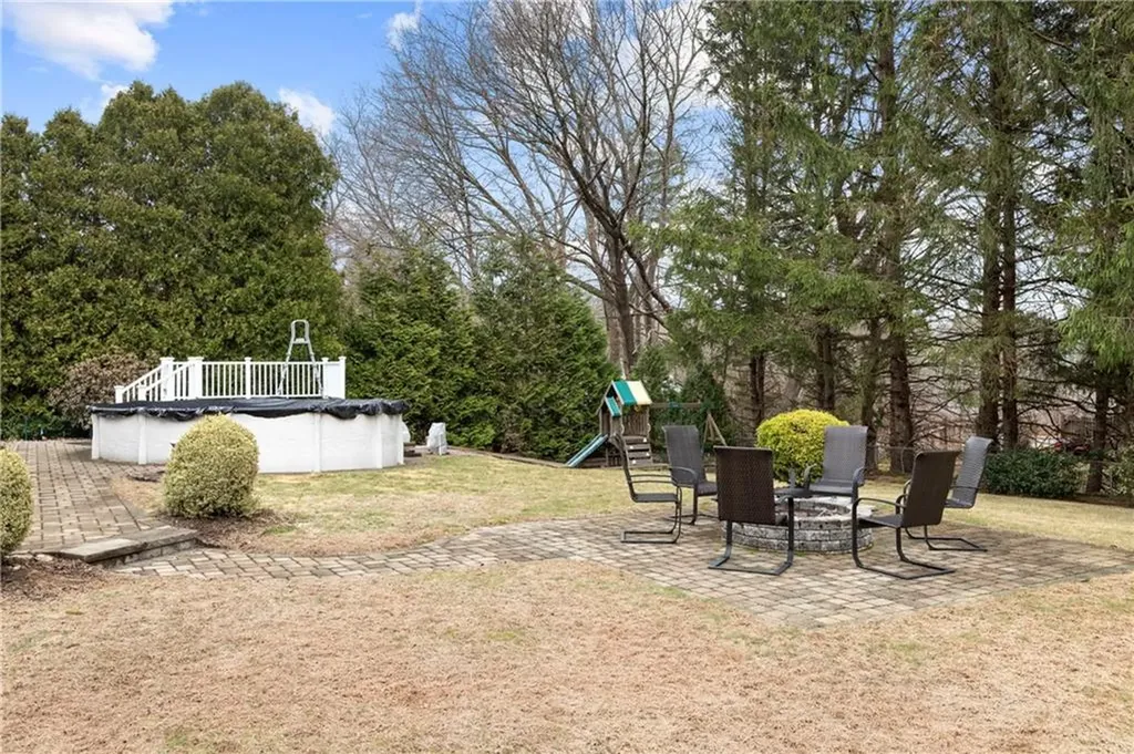 64 Winsor Avenue Johnston RI 02919
