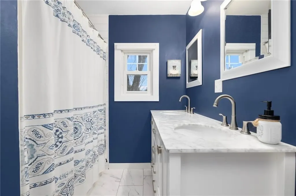 11 Hardwick Street Cumberland RI 02864