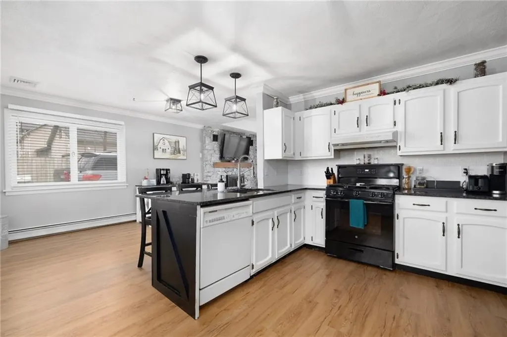 11 Hardwick Street Cumberland RI 02864
