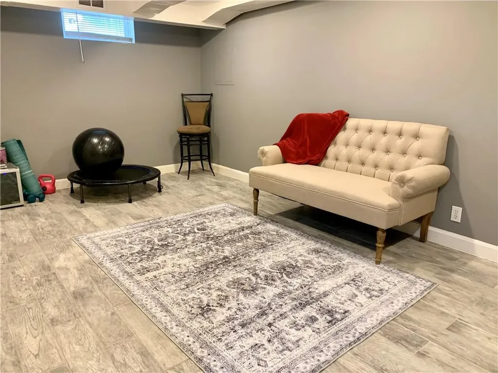 103 Brunswick Drive Warwick RI 02886