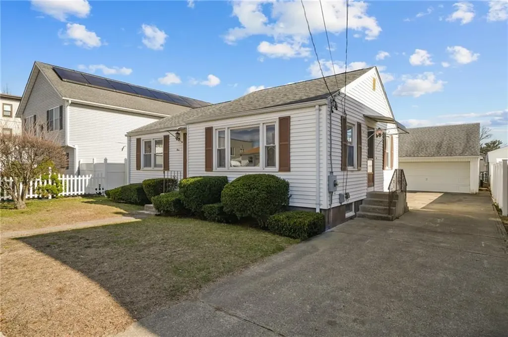 4 Rose Street North Providence RI 02904