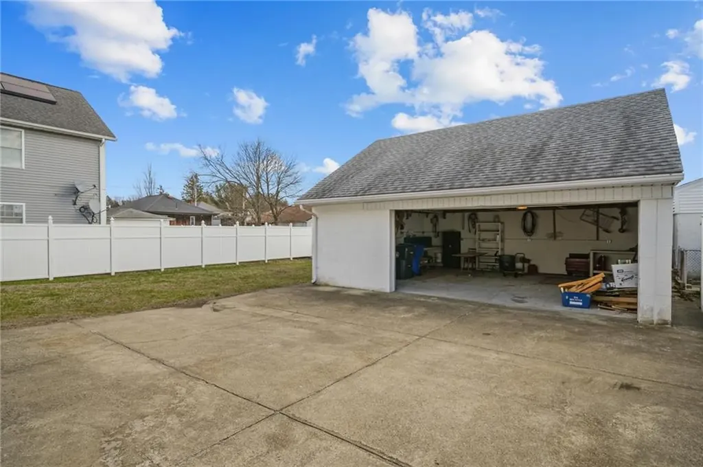 4 Rose Street North Providence RI 02904
