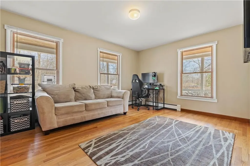 153 North Road Hopkinton RI 02833