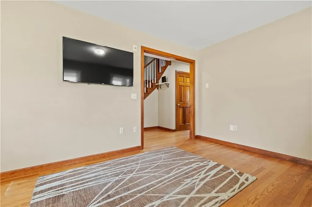 153 North Road Hopkinton RI 02833