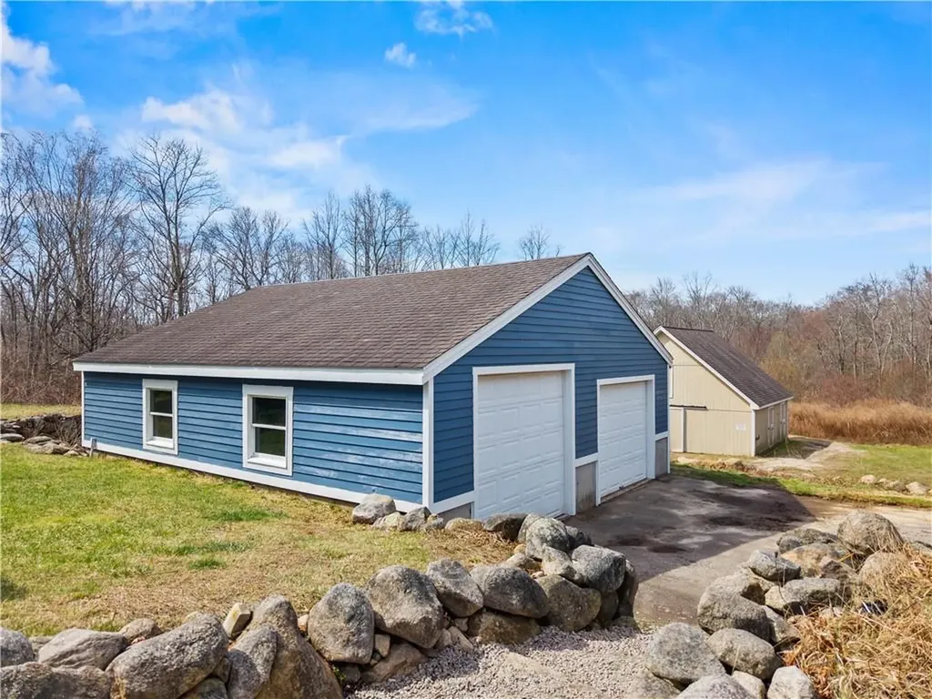 153 North Road Hopkinton RI 02833