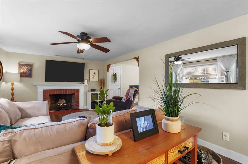 5 Sutter Avenue Warwick RI 02886