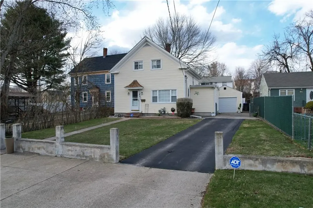 12 Warren Avenue North Providence RI 02911