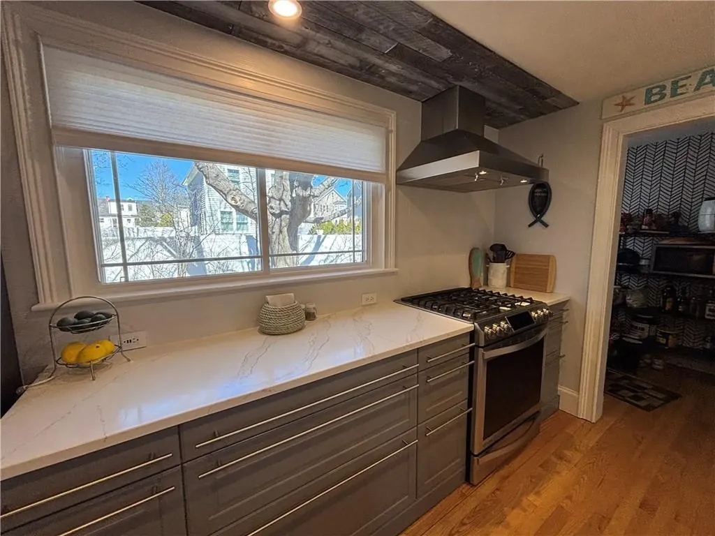 1 Hazard Street Newport RI 02840