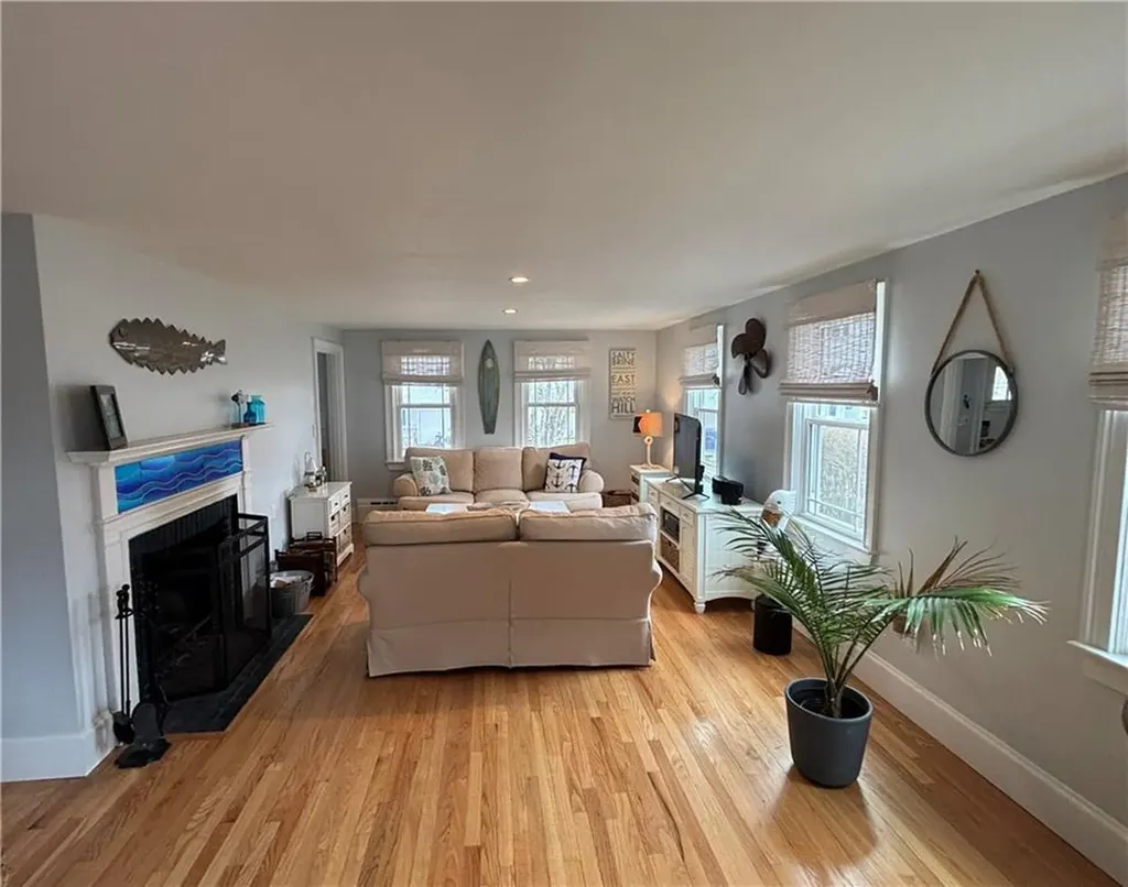 1 Hazard Street Newport RI 02840