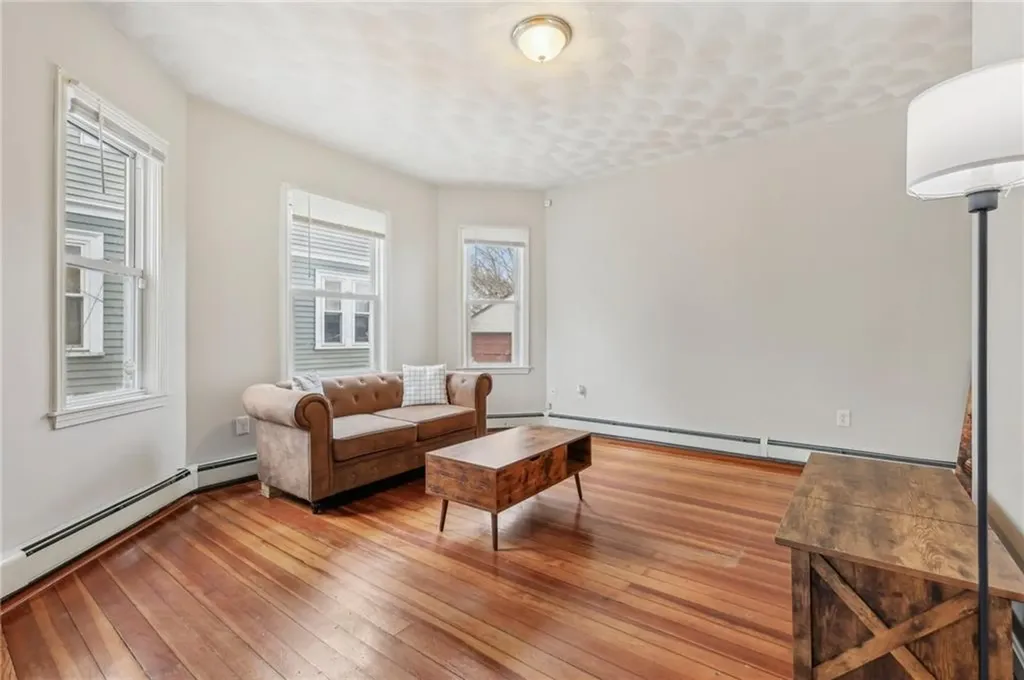 186 Linwood Avenue Providence RI 02907