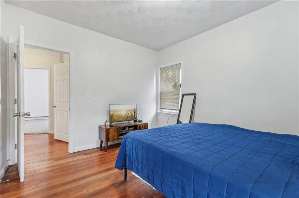 186 Linwood Avenue Providence RI 02907