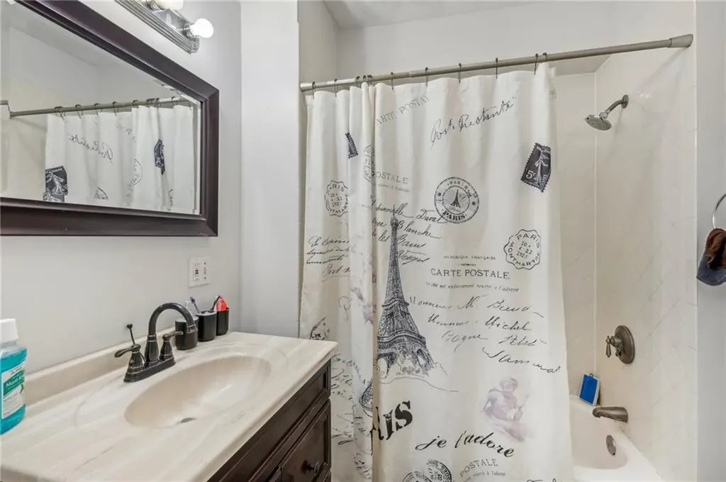 186 Linwood Avenue Providence RI 02907