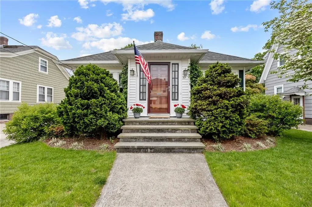 77 Friendly Road Cranston RI 02910