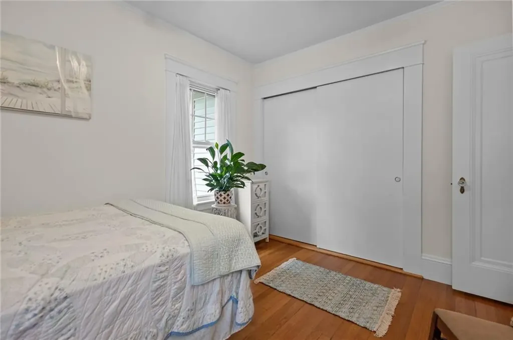 77 Friendly Road Cranston RI 02910