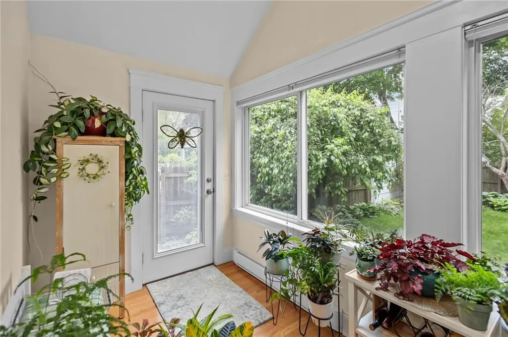 77 Friendly Road Cranston RI 02910