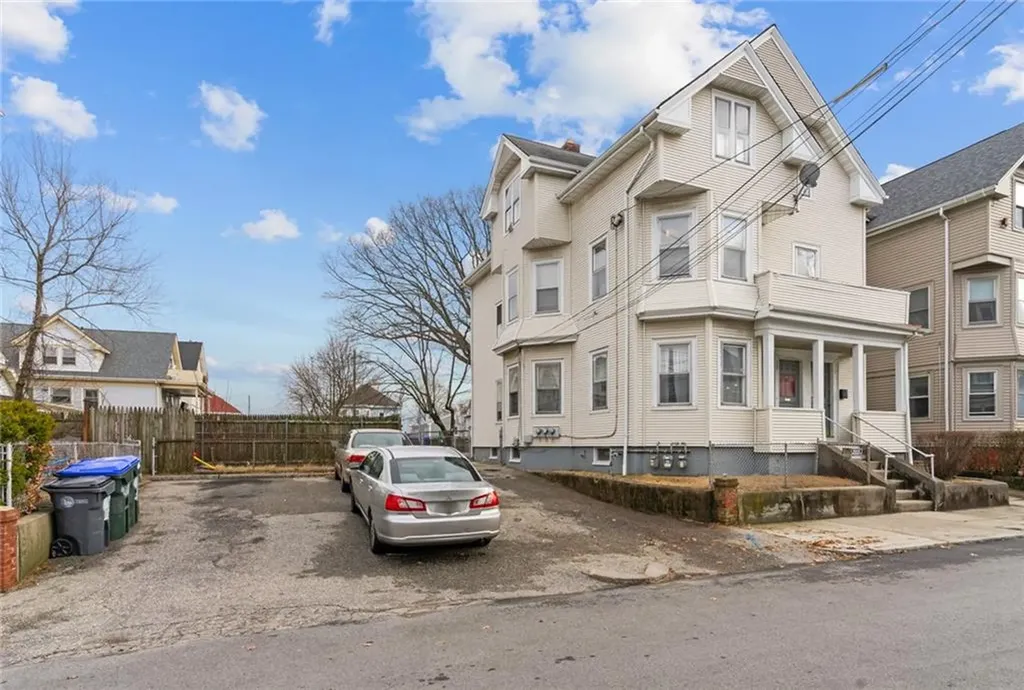 123 Donelson Street Providence RI 02908
