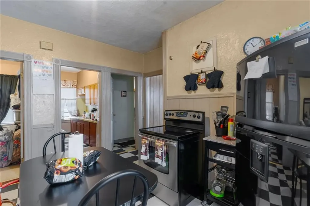 123 Donelson Street Providence RI 02908
