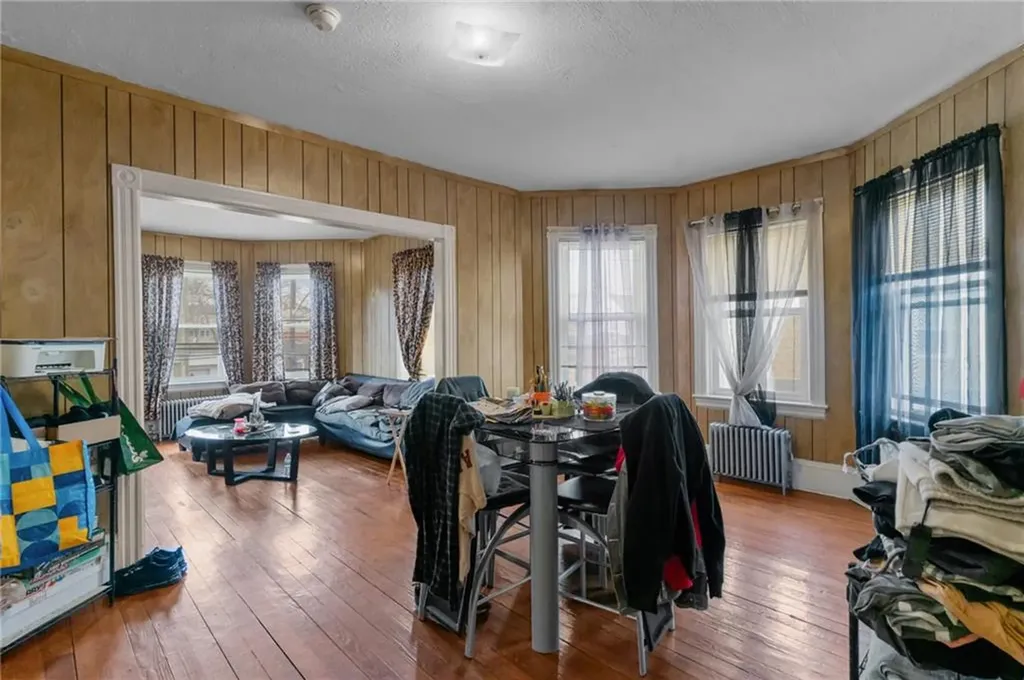 123 Donelson Street Providence RI 02908