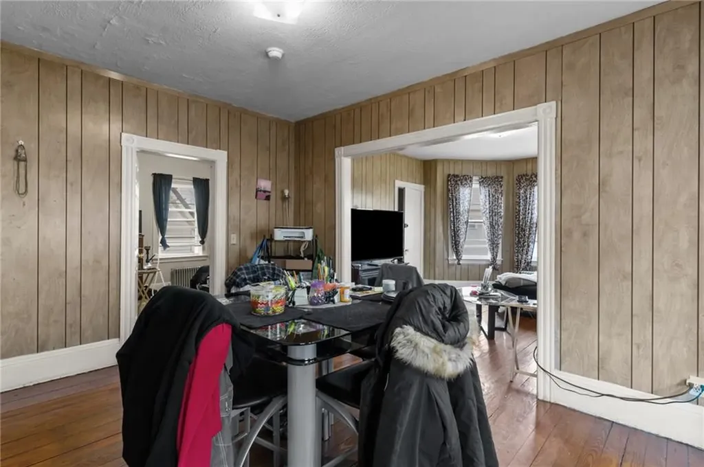 123 Donelson Street Providence RI 02908