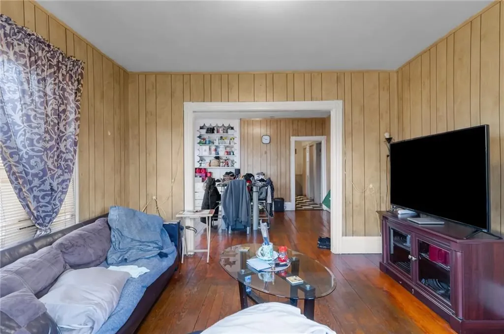 123 Donelson Street Providence RI 02908