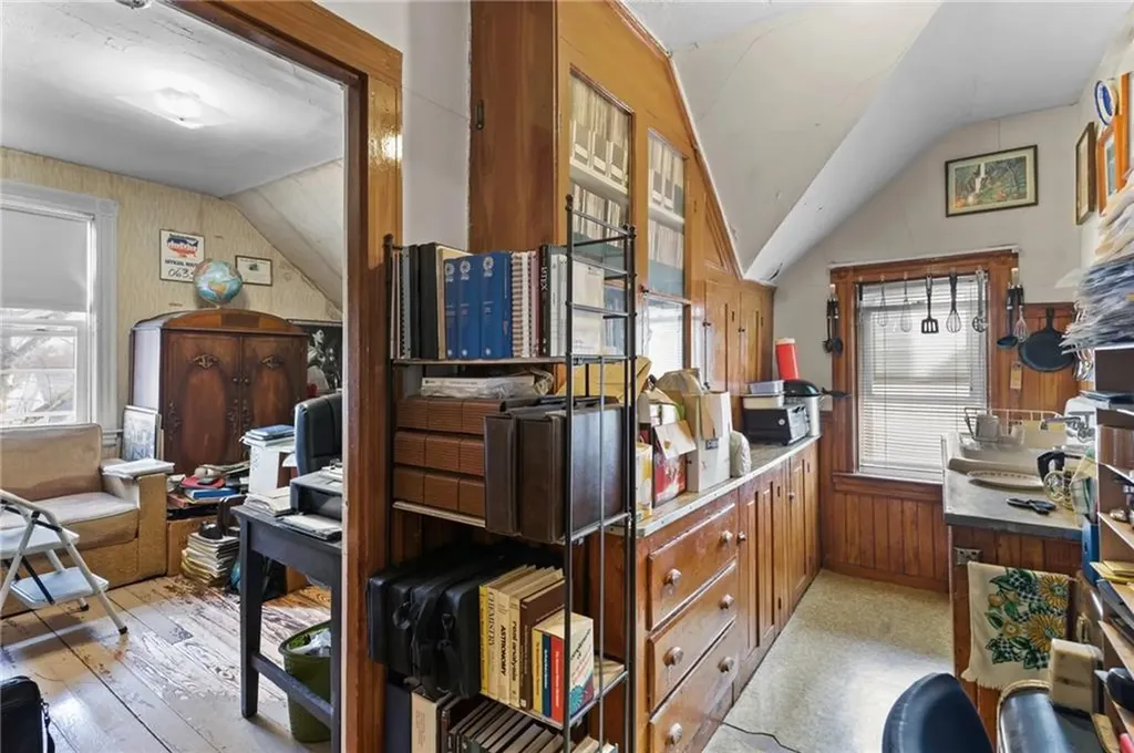 123 Donelson Street Providence RI 02908