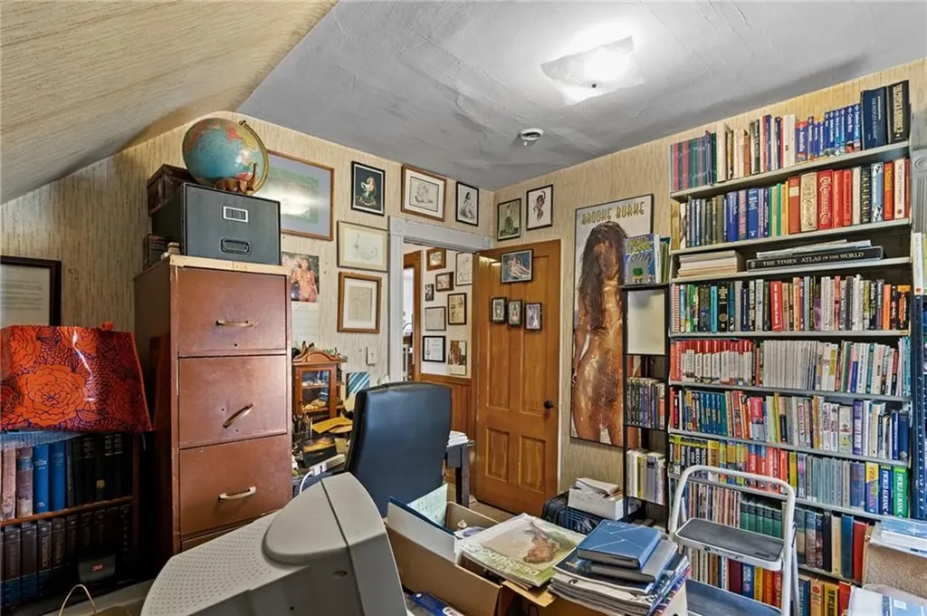 123 Donelson Street Providence RI 02908