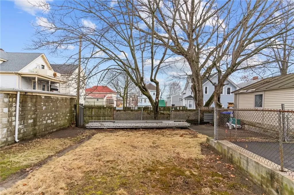 123 Donelson Street Providence RI 02908