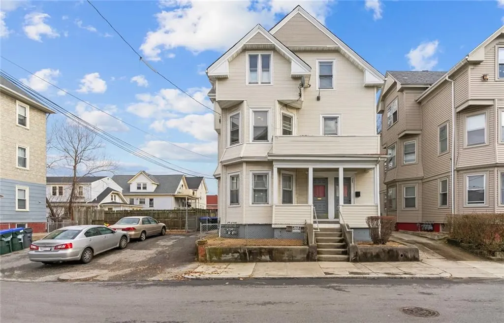 123 Donelson Street Providence RI 02908