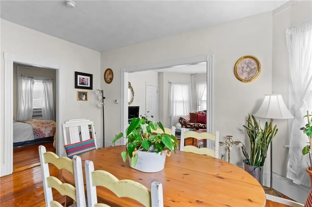 123 Donelson Street Providence RI 02908