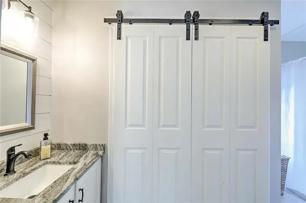 17 Mosher Drive Barrington RI 02806