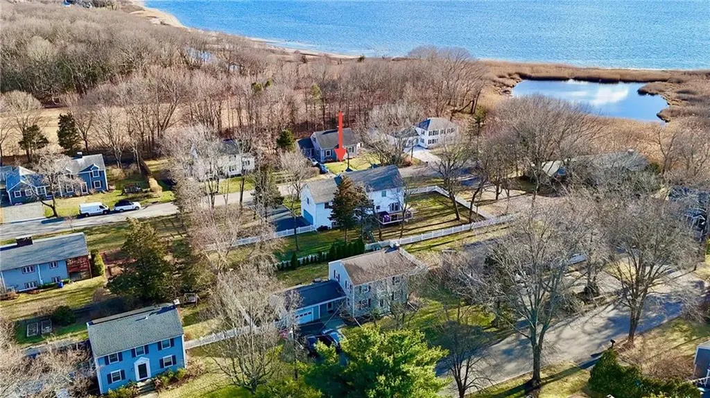17 Mosher Drive Barrington RI 02806