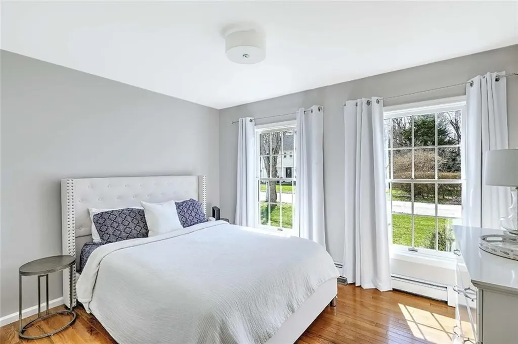 17 Mosher Drive Barrington RI 02806