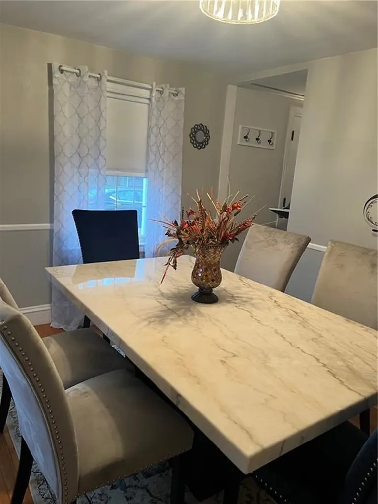 11 Macarthur Drive Warwick RI 02889