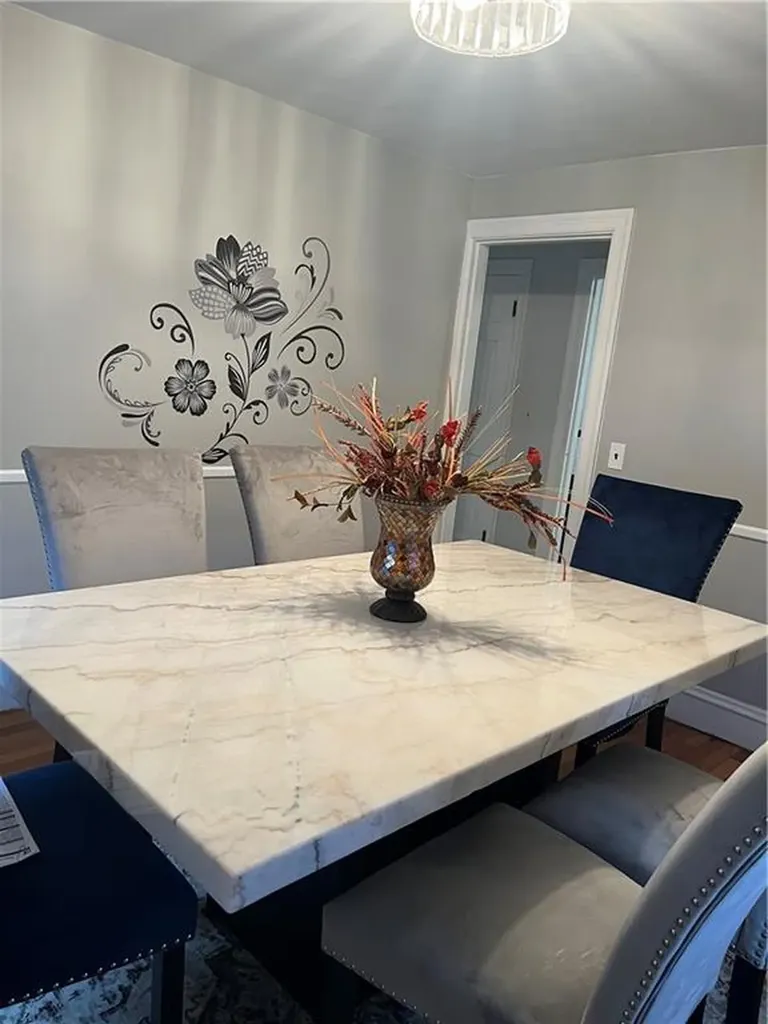 11 Macarthur Drive Warwick RI 02889
