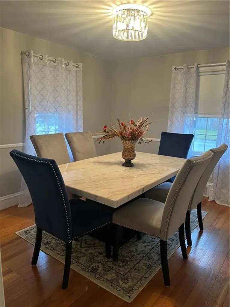 11 Macarthur Drive Warwick RI 02889