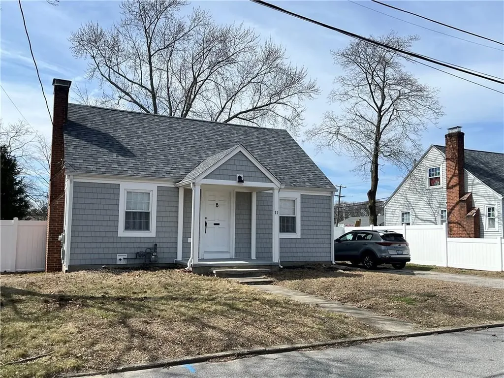 11 Macarthur Drive Warwick RI 02889