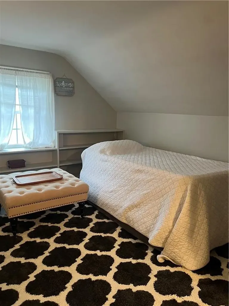 11 Macarthur Drive Warwick RI 02889