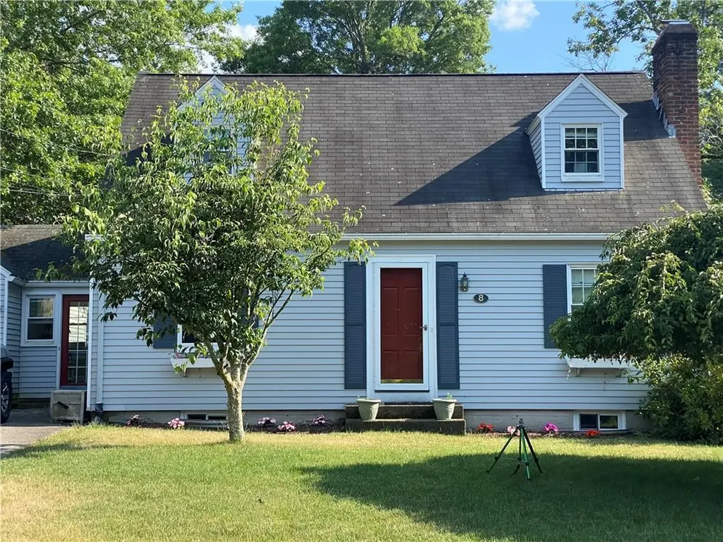 8 Salisbury Road Barrington RI 02806