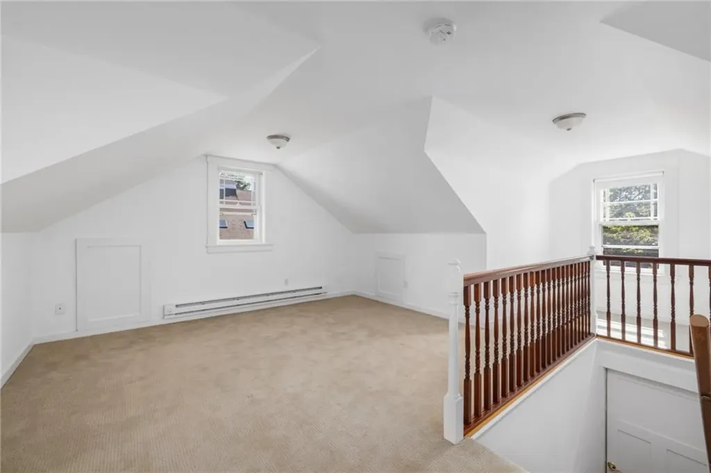 20 Lighthouse Lane Warwick RI 02889