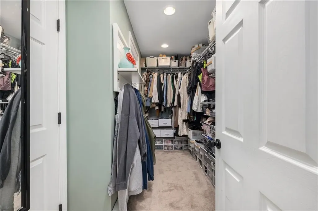 160 Long View Drive Warwick RI 02886