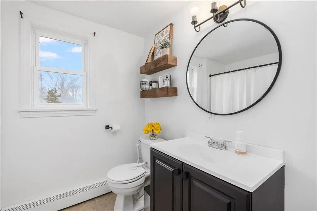 160 Long View Drive Warwick RI 02886