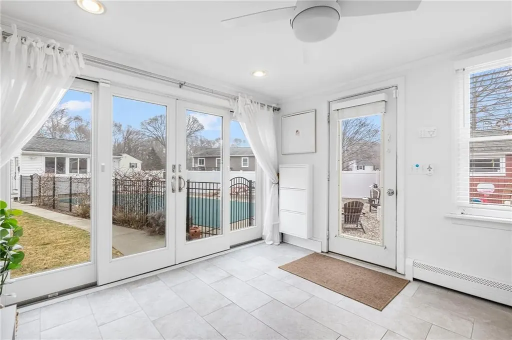 160 Long View Drive Warwick RI 02886