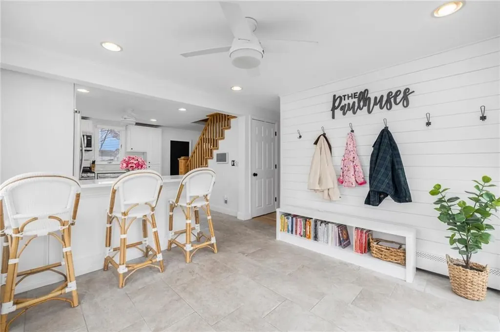 160 Long View Drive Warwick RI 02886