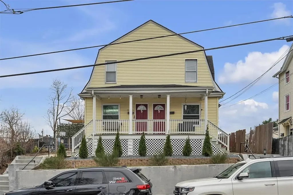 44 46 Cleveland Street Central Falls RI 02863